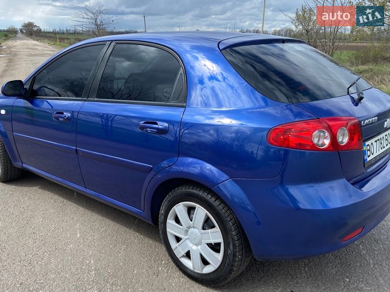 Хэтчбек Chevrolet Lacetti 2006 в Новом Буге фото 4 Хэтчбек Chevrolet Lacetti 2006 в Новом Буге