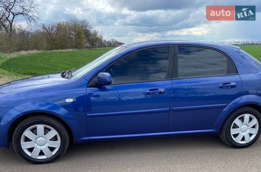 Хетчбек Chevrolet Lacetti 2006 в Новому Бузі