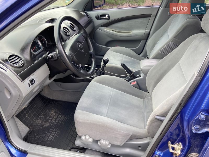 Хэтчбек Chevrolet Lacetti 2006 в Новом Буге фото 11 Хэтчбек Chevrolet Lacetti 2006 в Новом Буге