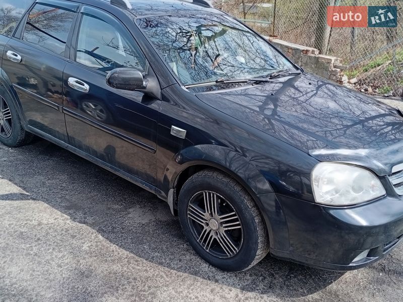 Универсал Chevrolet Lacetti 2004 в Киеве