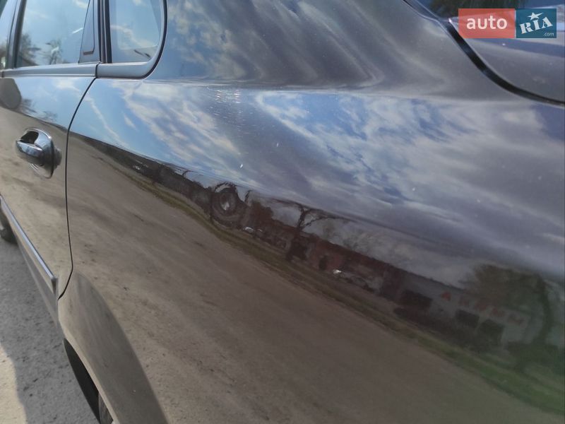 Седан Chevrolet Lacetti 2004 в Киеве