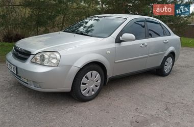 Седан Chevrolet Lacetti 2005 в Прилуках
