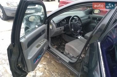 Седан Chevrolet Lacetti 2005 в Здолбуніві