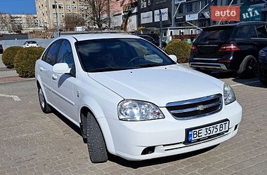Седан Chevrolet Lacetti 2012 в Львове