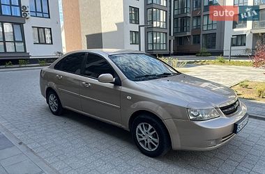 Седан Chevrolet Lacetti 2005 в Львове