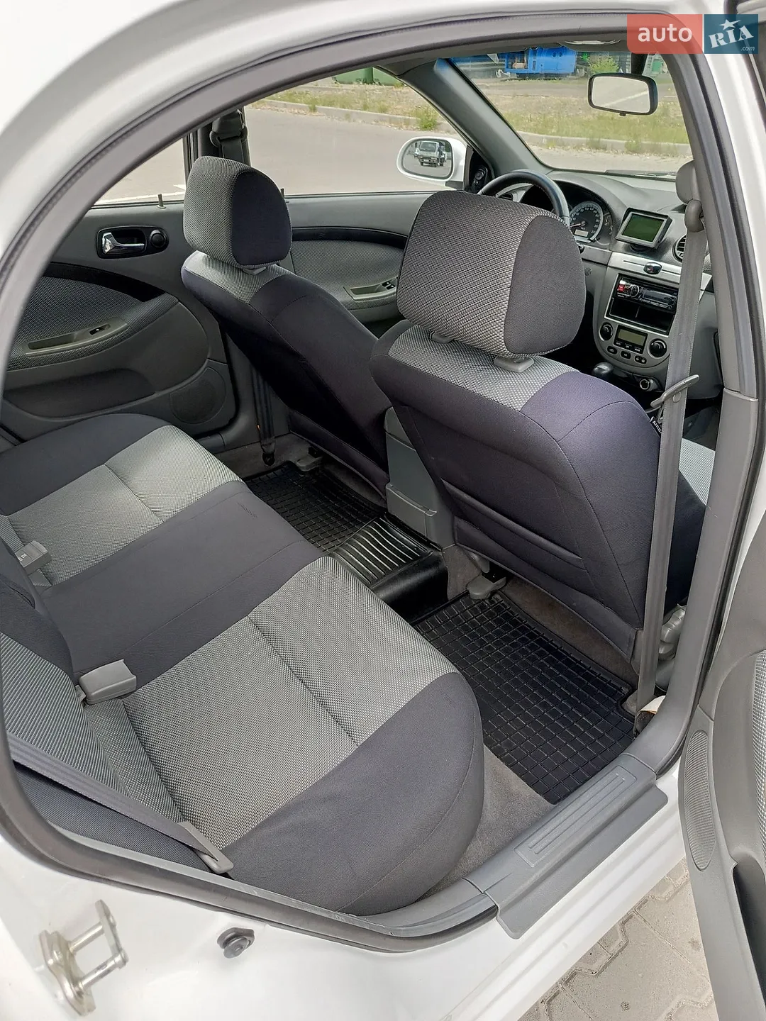 2010 Chevrolet Lacetti - мініатюра 13