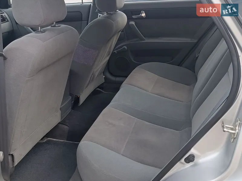Chevrolet Lacetti 2008 VIN KL1NF19BE8K975737 фото оголошення 21 з 104