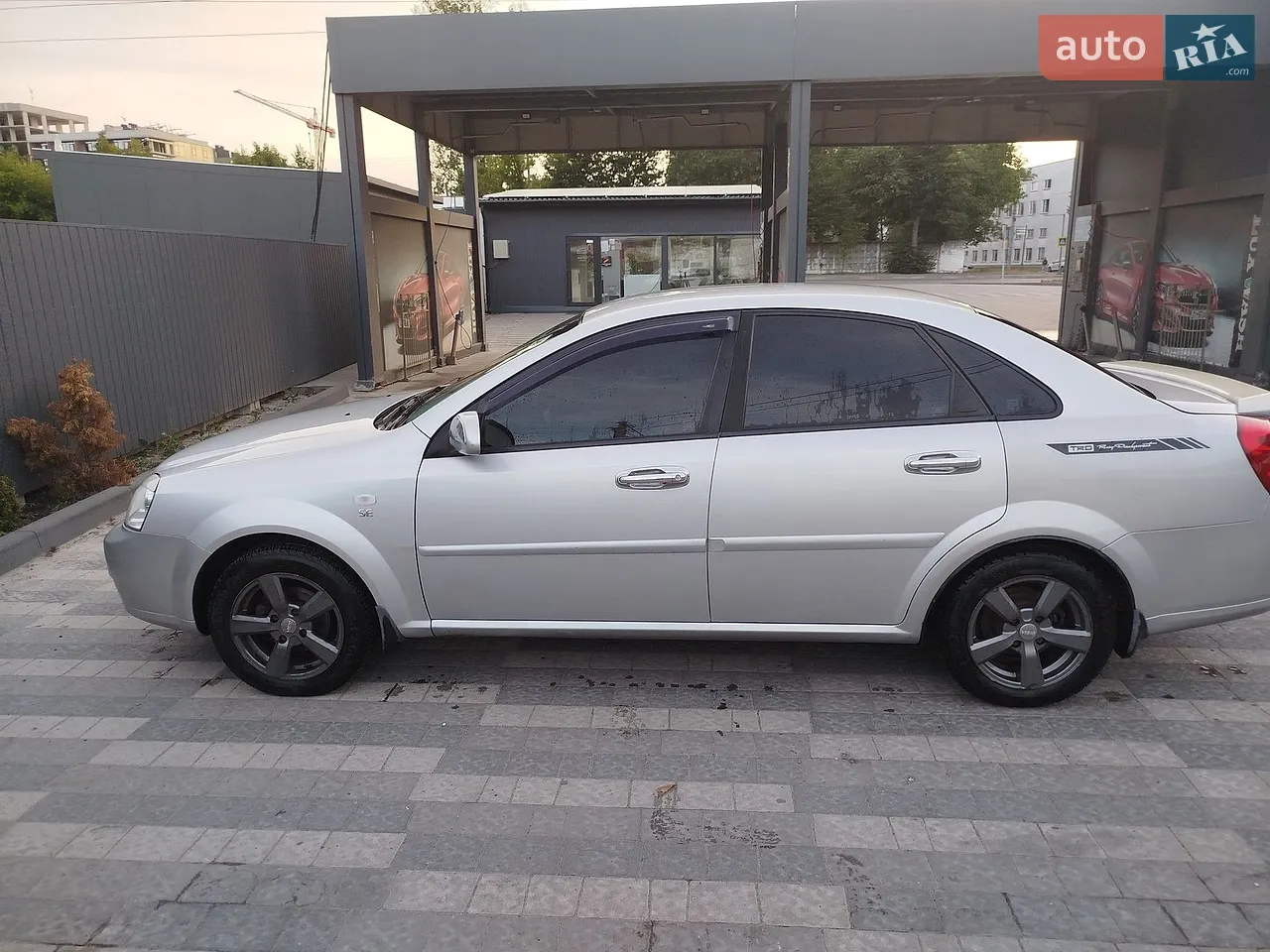 2010 Chevrolet Lacetti - мініатюра 12