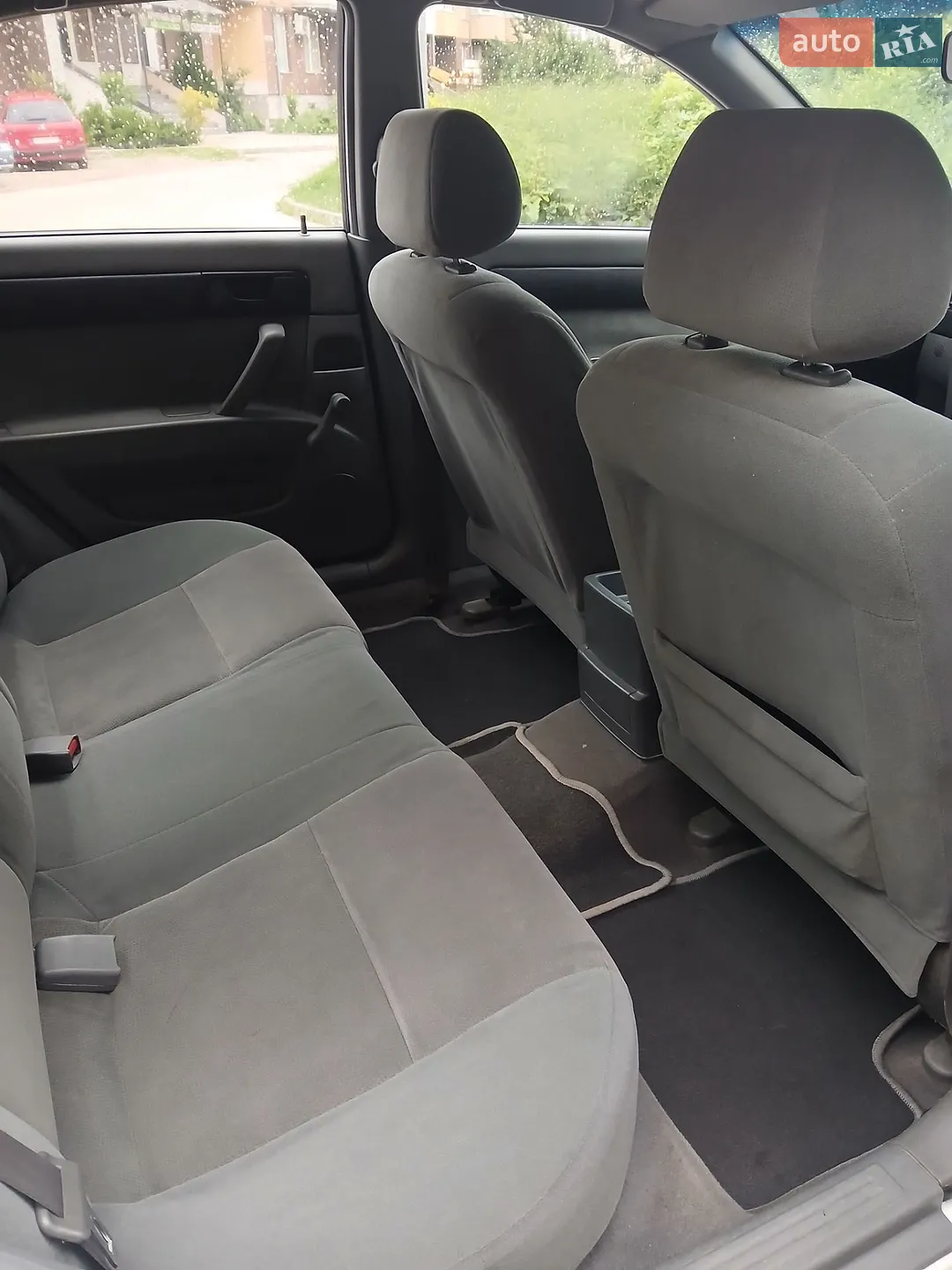 2010 Chevrolet Lacetti - мініатюра 11
