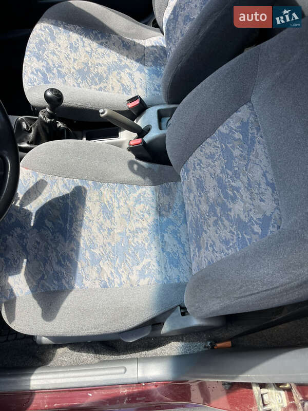 Седан Chevrolet Lanos 2007 в Днепре