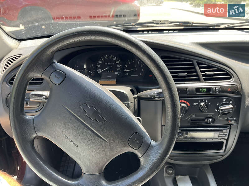 Седан Chevrolet Lanos 2007 в Днепре