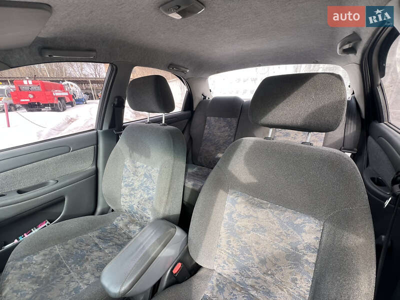 Седан Chevrolet Lanos 2007 в Вышгороде