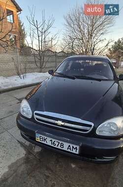 Седан Chevrolet Lanos 2008 в Ровно