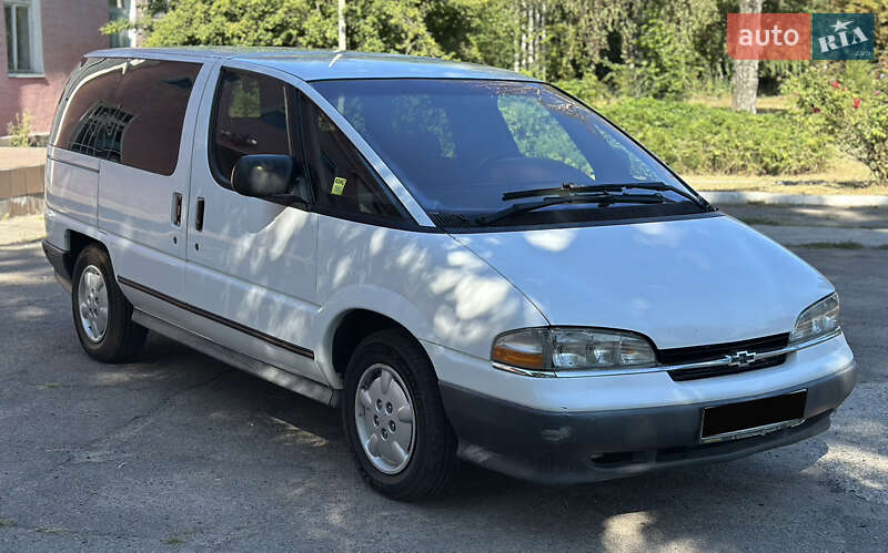 Минивэн Chevrolet Lumina APV 1995 в Днепре