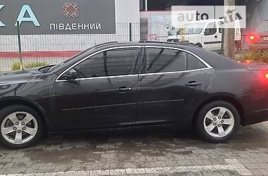 Седан Chevrolet Malibu 2014 в Львове