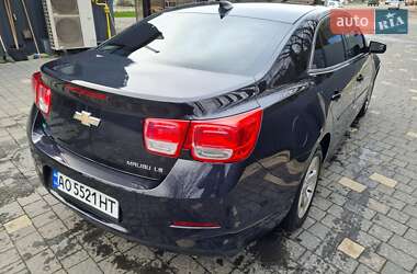 Седан Chevrolet Malibu 2014 в Ужгороді