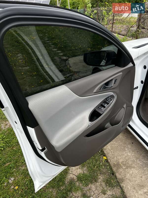 Седан Chevrolet Malibu 2016 в Калиновке фото 12 Седан Chevrolet Malibu 2016 в Калиновке