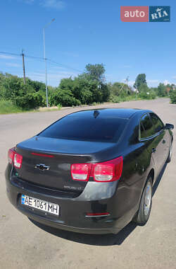 Седан Chevrolet Malibu 2014 в Кривом Роге