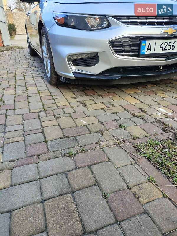 Седан Chevrolet Malibu 2016 в Вышгороде
