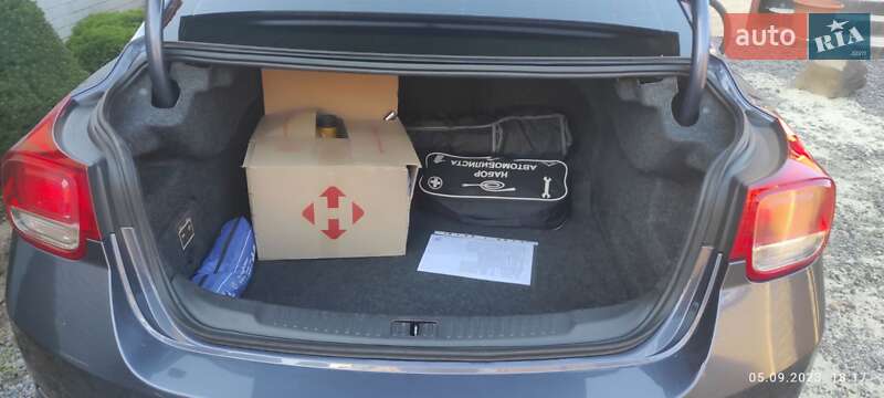 Седан Chevrolet Malibu 2014 в Мукачевому фото 17 Седан Chevrolet Malibu 2014 в Мукачевому