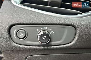 Седан Chevrolet Malibu 2016 в Одесі