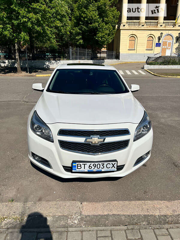 Седан Chevrolet Malibu 2013 в Миколаєві