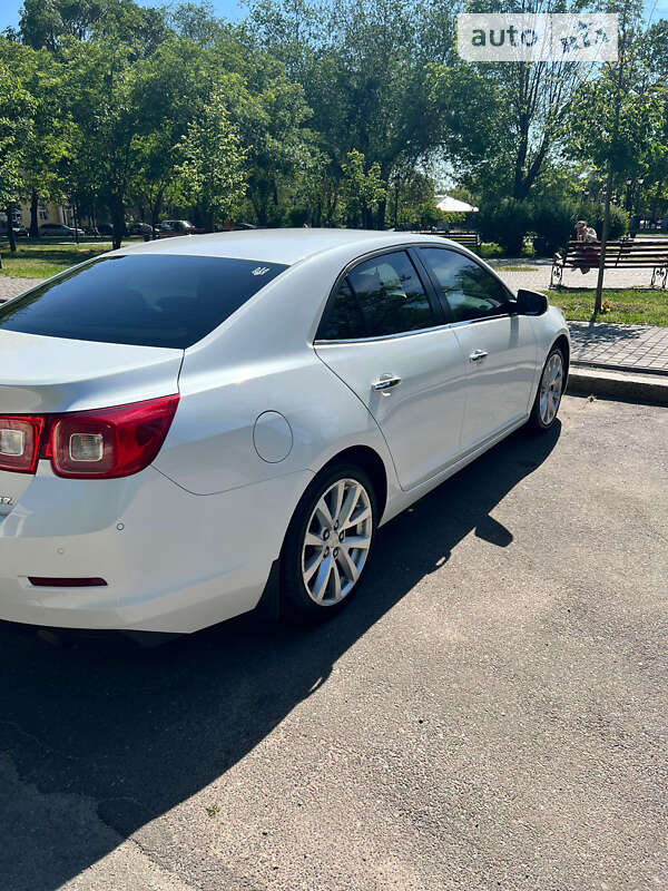 Седан Chevrolet Malibu 2013 в Києві