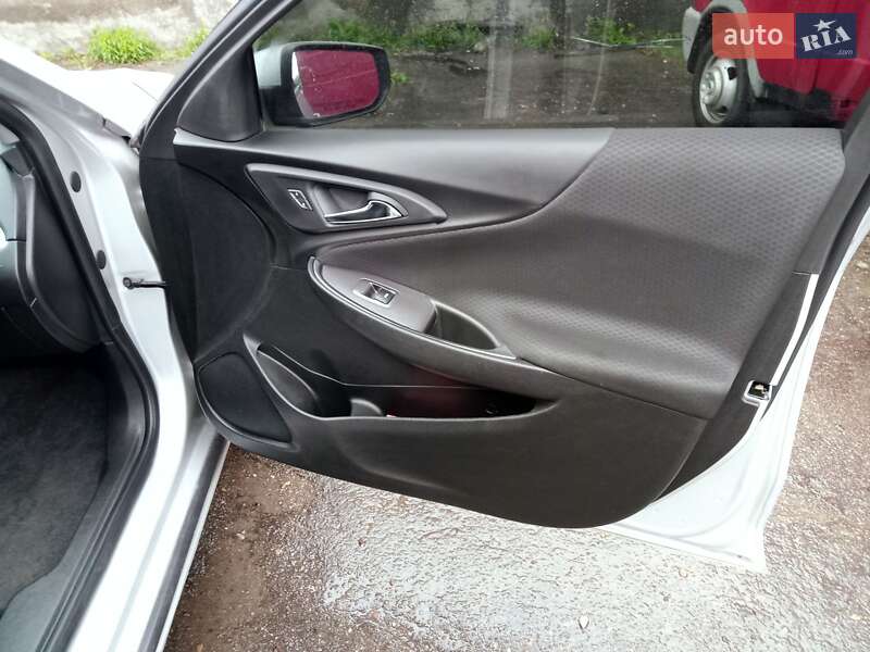 Седан Chevrolet Malibu 2019 в Киеве фото 54 Седан Chevrolet Malibu 2019 в Киеве