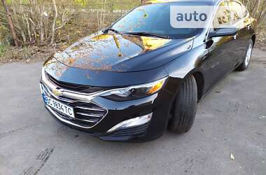 Седан Chevrolet Malibu 2022 в Львові