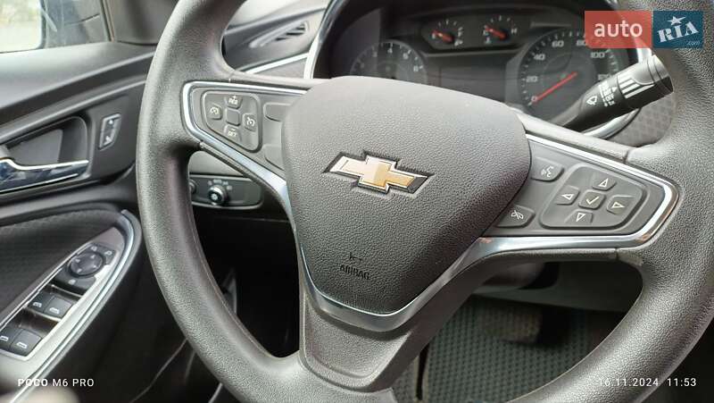 Седан Chevrolet Malibu 2018 в Черкасах