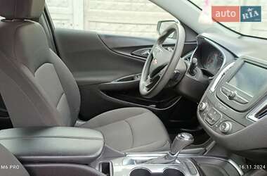 Седан Chevrolet Malibu 2018 в Черкасах