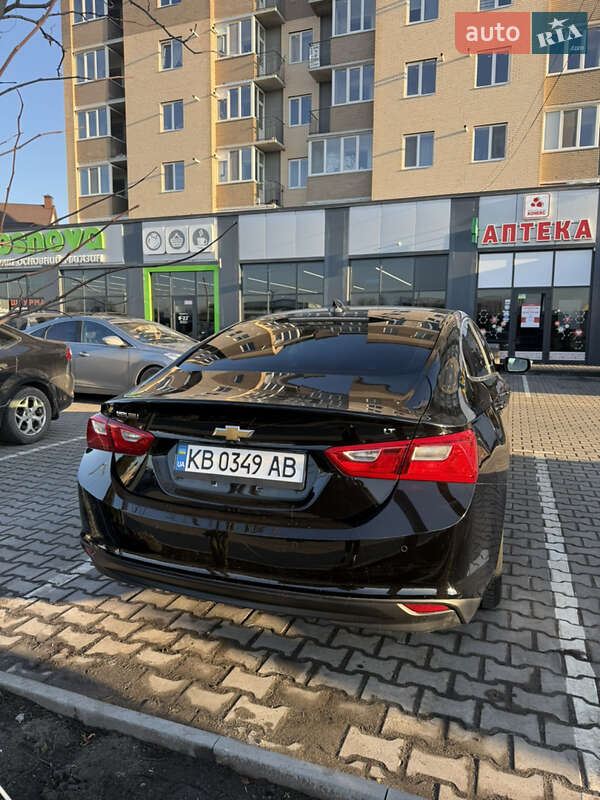 Седан Chevrolet Malibu 2016 в Вінниці