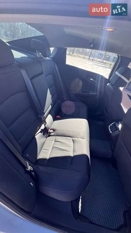 Седан Chevrolet Malibu 2016 в Одессе