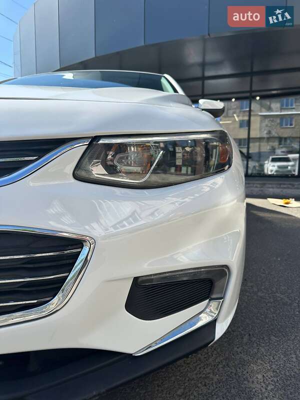 Седан Chevrolet Malibu 2017 в Дніпрі