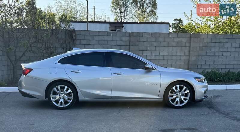Седан Chevrolet Malibu 2017 в Кам'янському