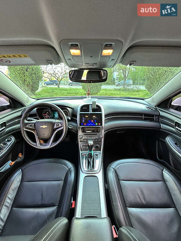 Седан Chevrolet Malibu 2016 в Сумах
