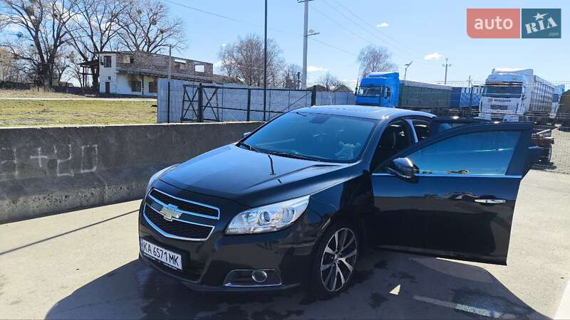 Седан Chevrolet Malibu 2015 в Жашківу