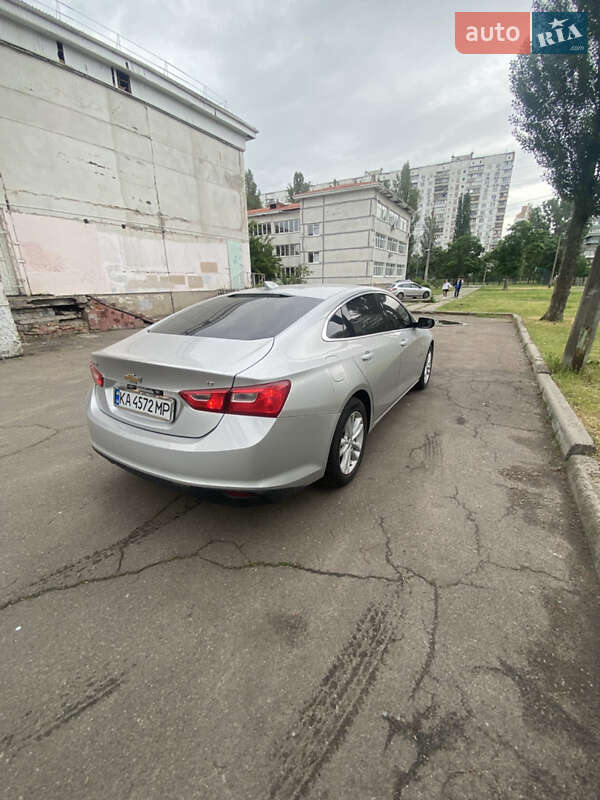 Седан Chevrolet Malibu 2017 в Киеве