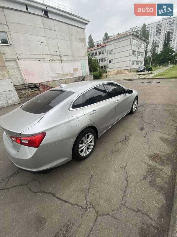 Седан Chevrolet Malibu 2017 в Киеве