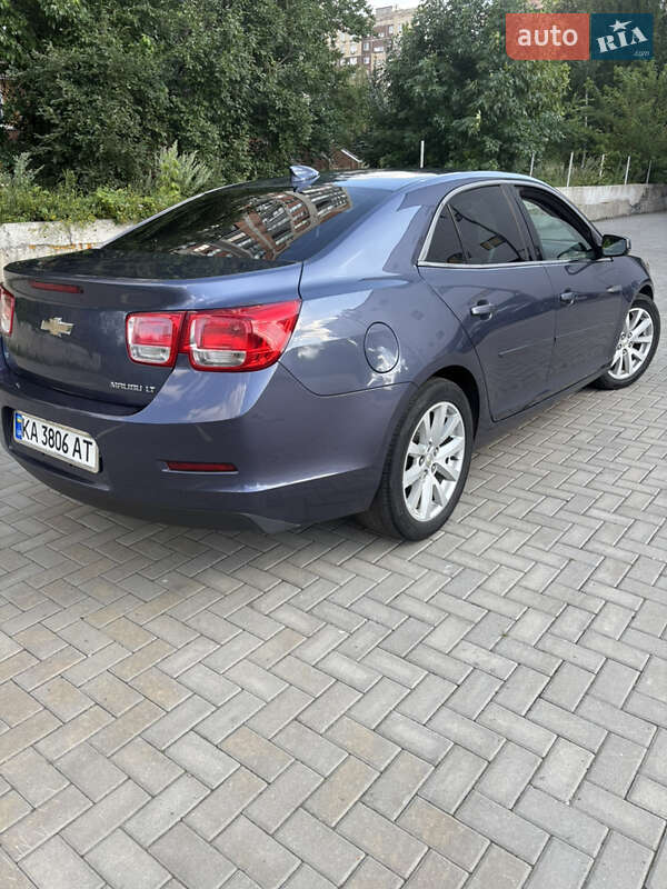 Седан Chevrolet Malibu 2014 в Запорожье