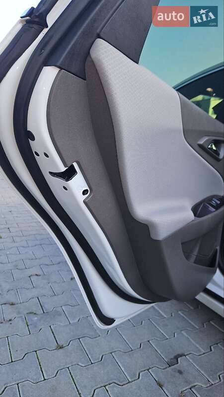 Седан Chevrolet Malibu 2018 в Черновцах фото 17 Седан Chevrolet Malibu 2018 в Черновцах