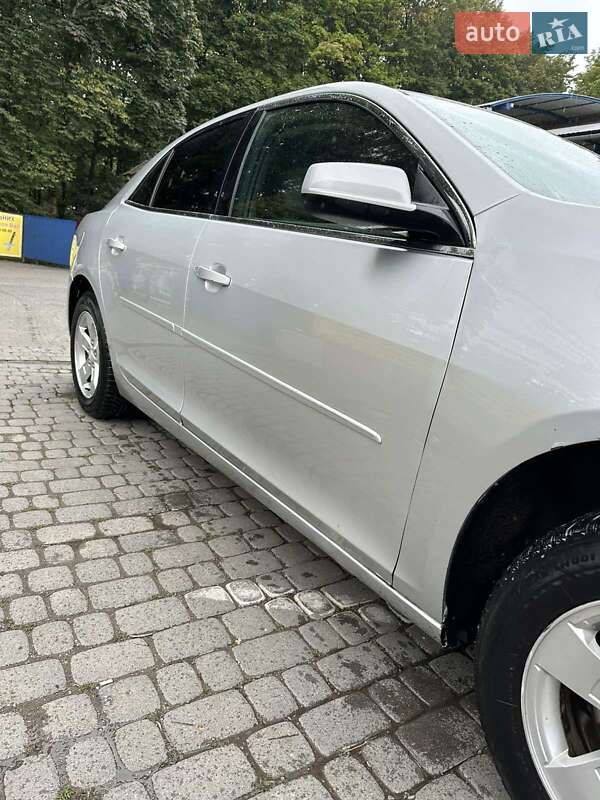 Седан Chevrolet Malibu 2013 в Долині