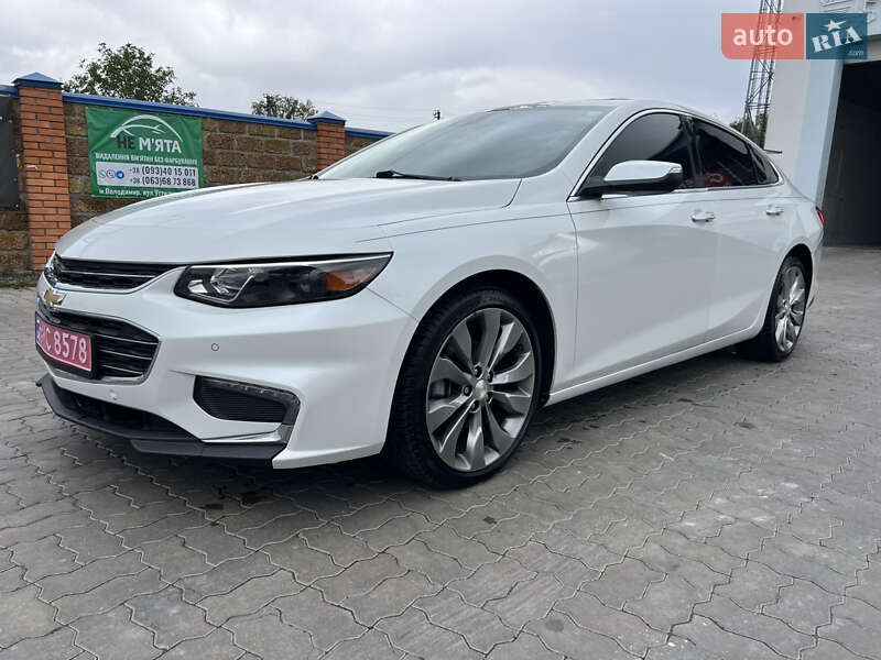 Седан Chevrolet Malibu 2017 в Луцке
