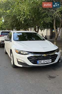 Седан Chevrolet Malibu 2019 в Миколаєві