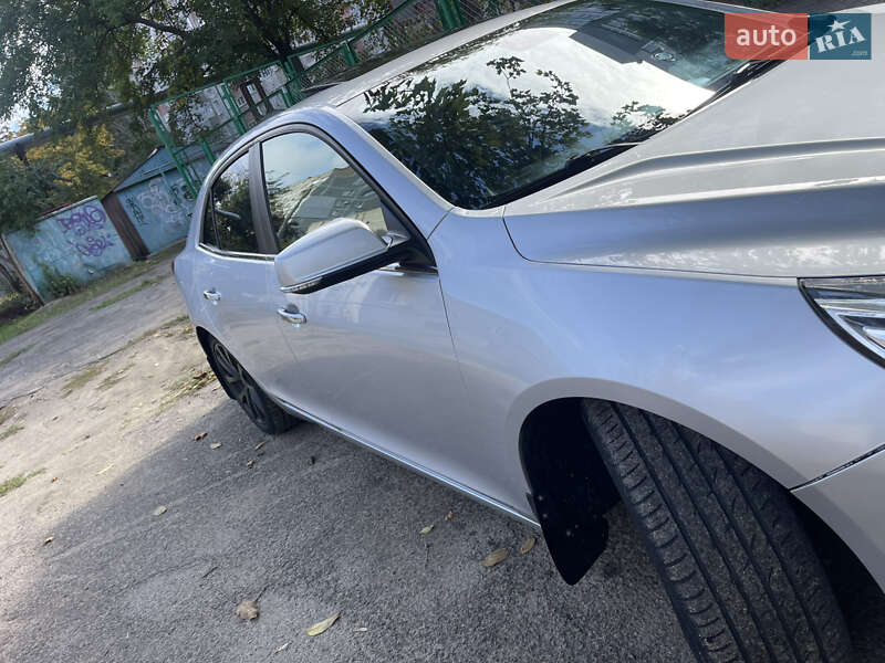 Седан Chevrolet Malibu 2012 в Миколаєві