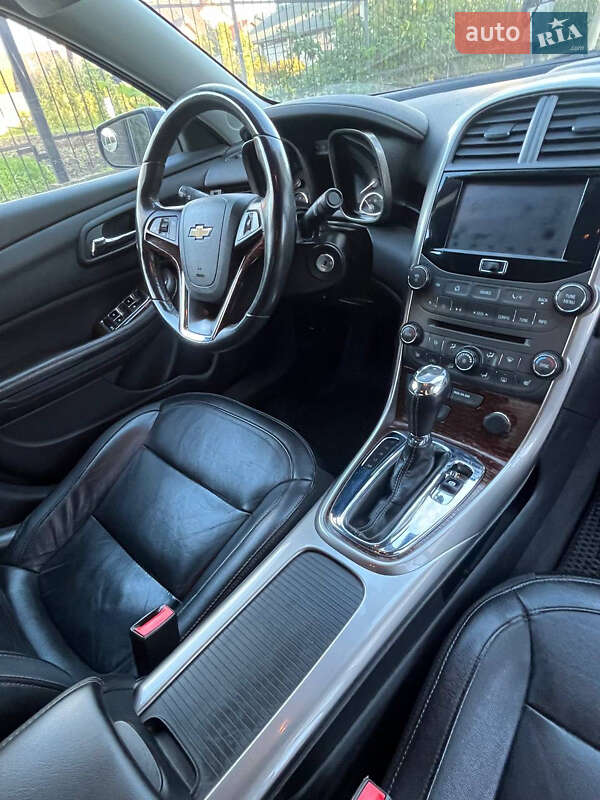 Седан Chevrolet Malibu 2013 в Львові