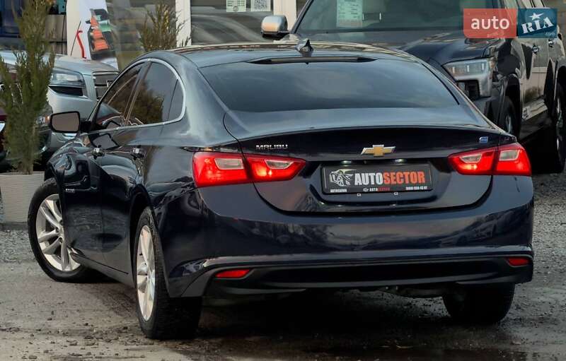Седан Chevrolet Malibu 2016 в Харкові