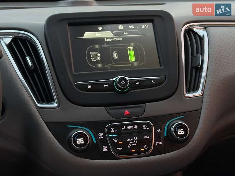 Седан Chevrolet Malibu 2016 в Харкові