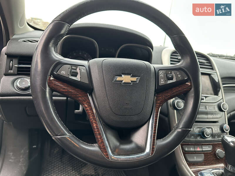 Седан Chevrolet Malibu 2013 в Львове