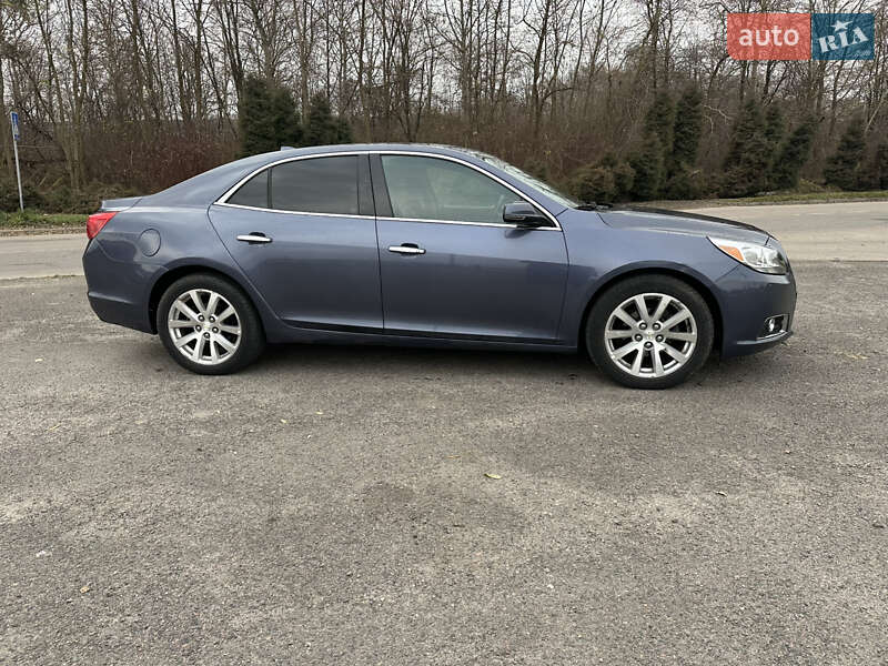 Седан Chevrolet Malibu 2013 в Львове